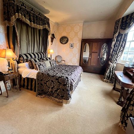 Ye Olde Bell Hotel & Spa レットフォード エクステリア 写真