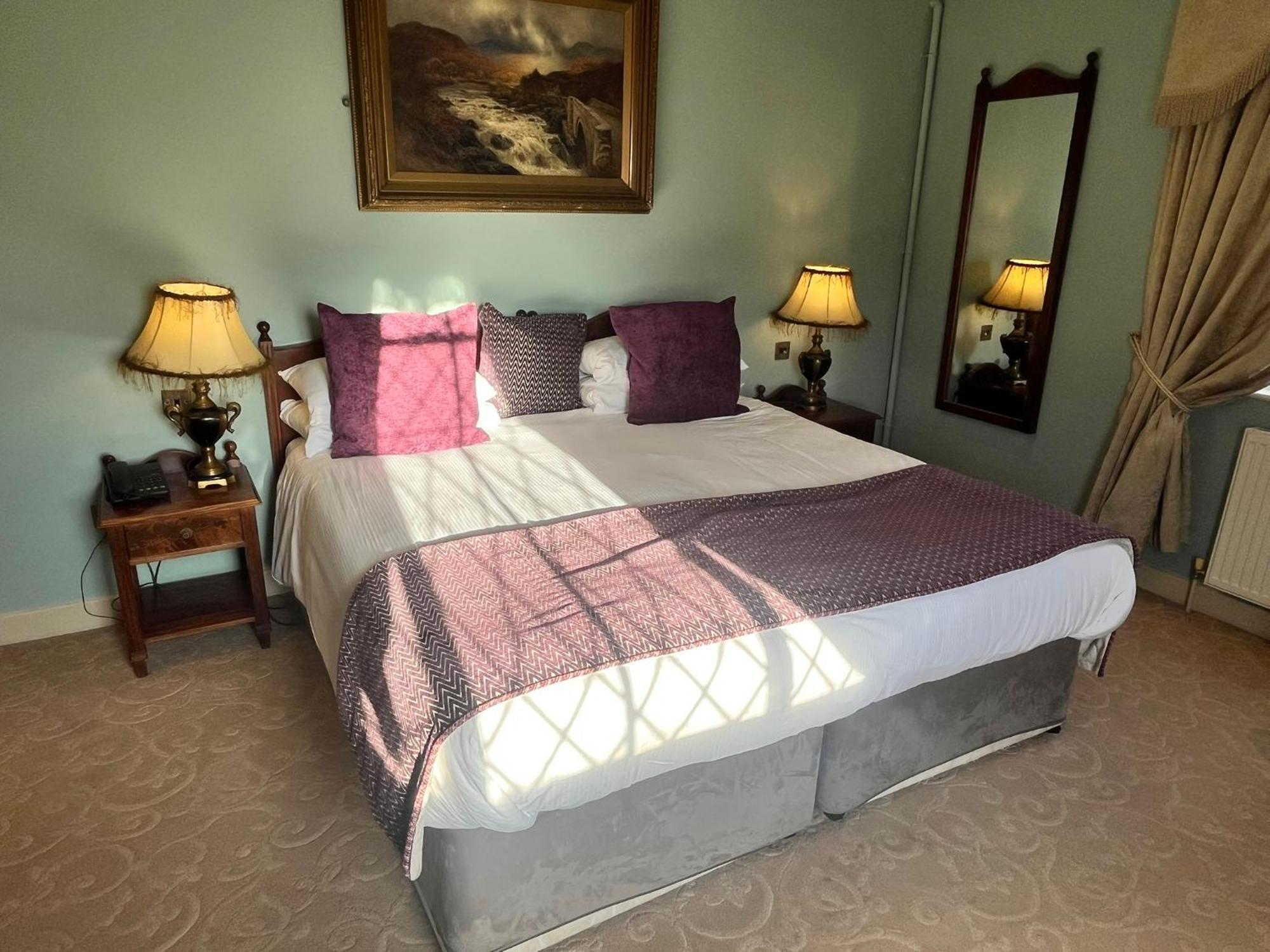 Ye Olde Bell Hotel & Spa レットフォード エクステリア 写真